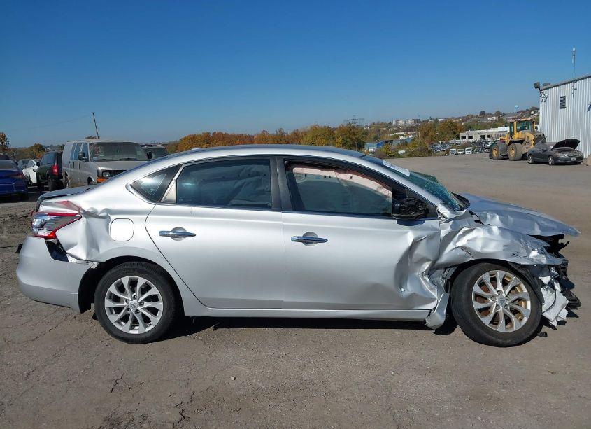 Photo 14 of 2018 Nissan Sentra SV (VIN 3N1AB7AP0JL636752)