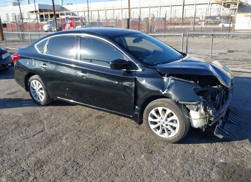 2018 Nissan Sentra SV (VIN 3N1AB7AP0JL637173) main photo