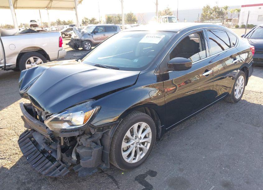 Photo 2 of 2018 Nissan Sentra SV (VIN 3N1AB7AP0JL637173)