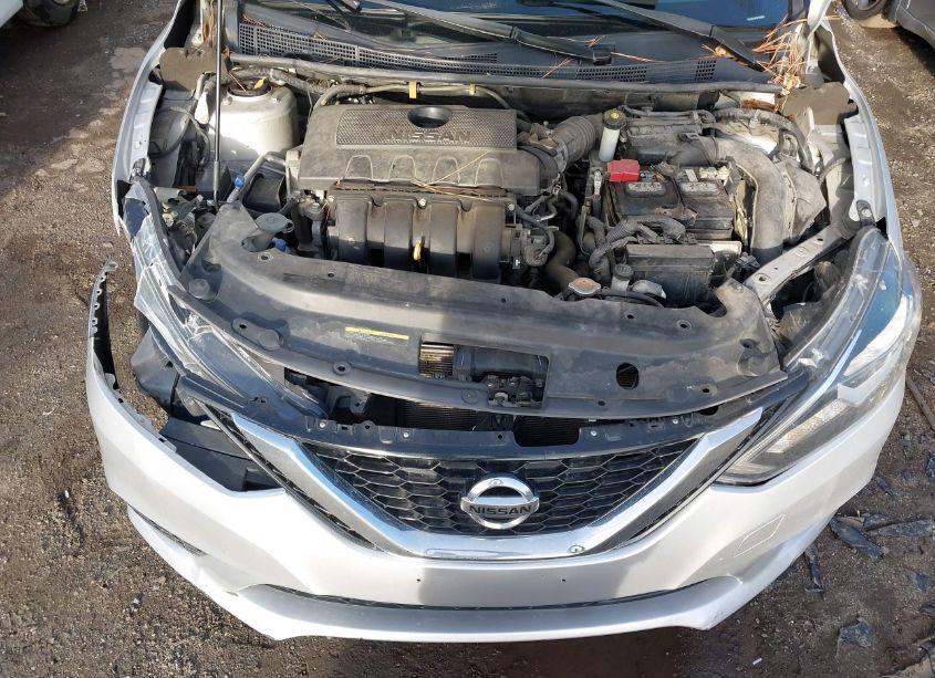 Photo 10 of 2018 Nissan Sentra SV (VIN 3N1AB7AP0JY223524)