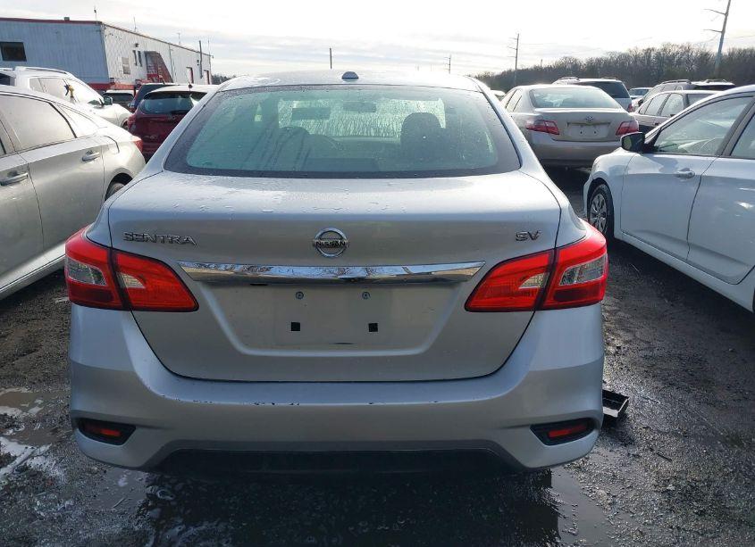 Photo 16 of 2018 Nissan Sentra SV (VIN 3N1AB7AP0JY223524)