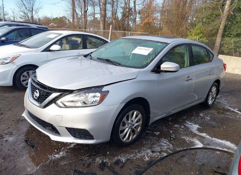 Photo 2 of 2018 Nissan Sentra SV (VIN 3N1AB7AP0JY223524)
