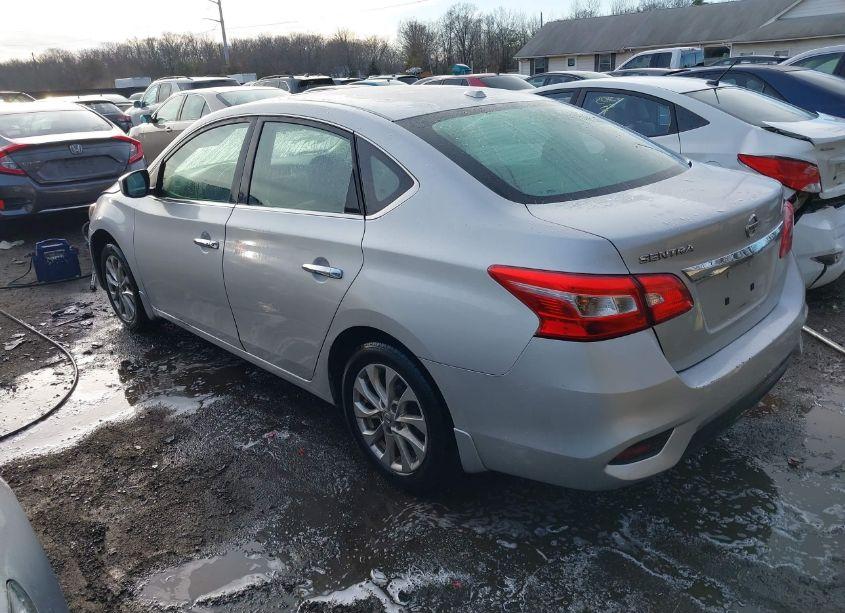 Photo 3 of 2018 Nissan Sentra SV (VIN 3N1AB7AP0JY223524)