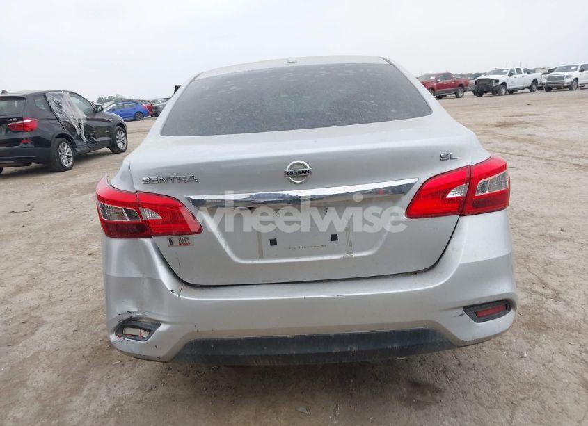 Photo 16 of 2018 Nissan Sentra SL (VIN 3N1AB7AP0JY225452)