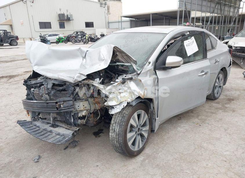 Photo 2 of 2018 Nissan Sentra SL (VIN 3N1AB7AP0JY225452)