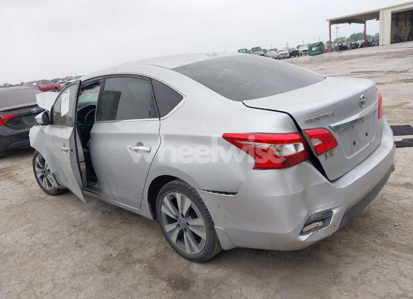 Photo 3 of 2018 Nissan Sentra SL (VIN 3N1AB7AP0JY225452)