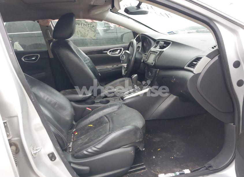 Photo 5 of 2018 Nissan Sentra SL (VIN 3N1AB7AP0JY225452)