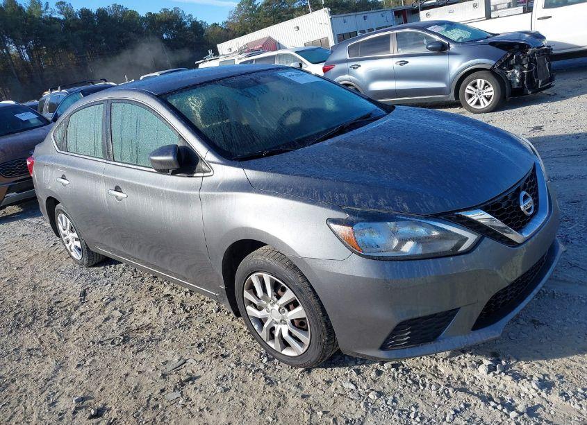 2018 Nissan Sentra S (VIN 3N1AB7AP0JY233115) main photo