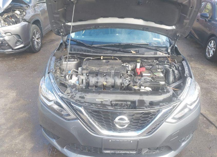 Photo 10 of 2018 Nissan Sentra S (VIN 3N1AB7AP0JY250058)
