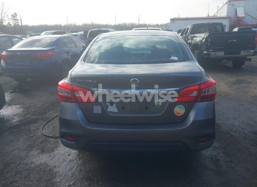Photo 16 of 2018 Nissan Sentra S (VIN 3N1AB7AP0JY250058)