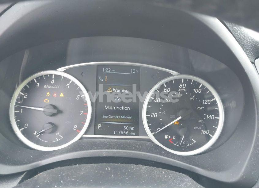 Photo 7 of 2018 Nissan Sentra SL (VIN 3N1AB7AP0JY257866)