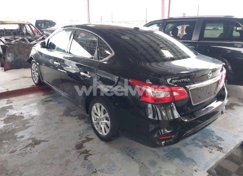 Photo 3 of 2018 Nissan Sentra SV (VIN 3N1AB7AP0JY277356)