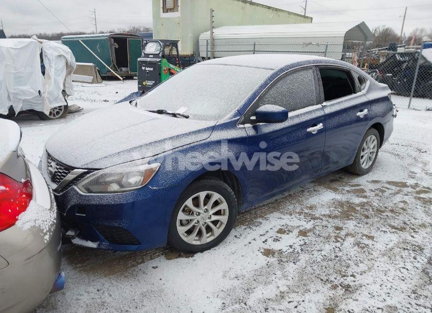 Photo 2 of 2018 Nissan Sentra SV (VIN 3N1AB7AP0JY277373)