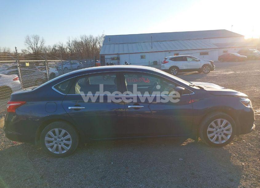 Photo 13 of 2018 Nissan Sentra S (VIN 3N1AB7AP0JY279219)