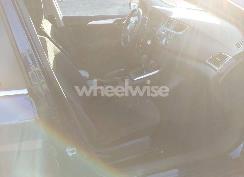 Photo 5 of 2018 Nissan Sentra S (VIN 3N1AB7AP0JY279219)