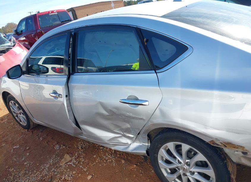 Photo 14 of 2018 Nissan Sentra SV (VIN 3N1AB7AP0JY279446)