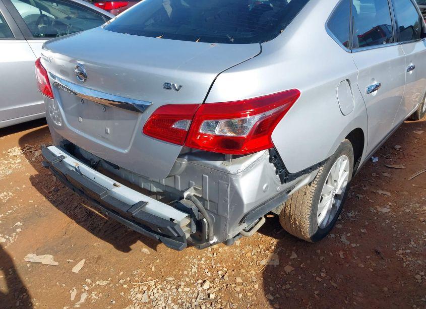 Photo 6 of 2018 Nissan Sentra SV (VIN 3N1AB7AP0JY279446)