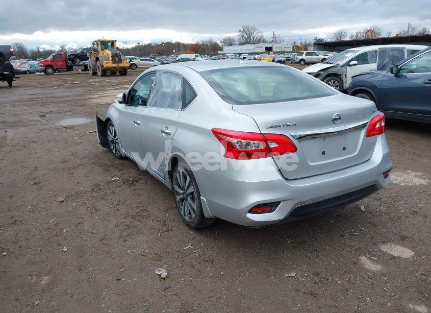 Photo 3 of 2018 Nissan Sentra SL (VIN 3N1AB7AP0JY279480)