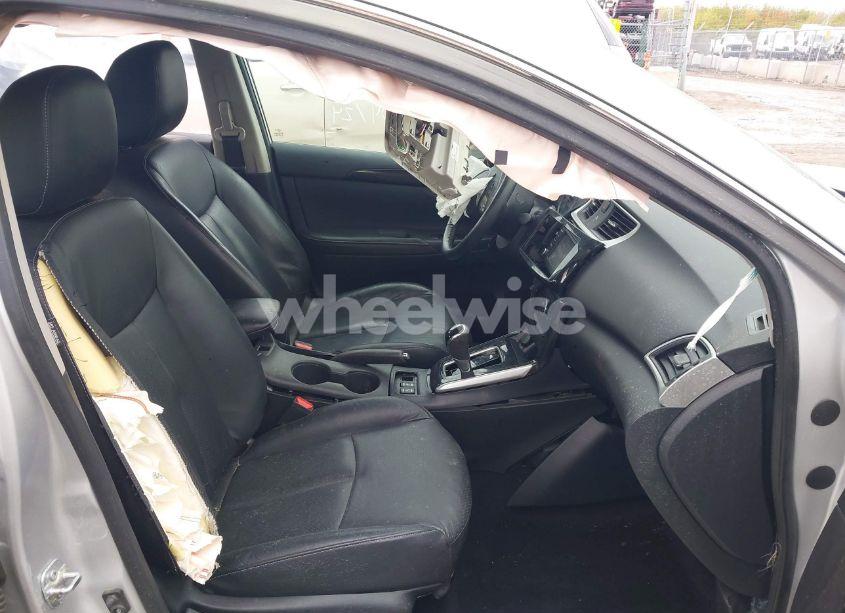 Photo 5 of 2018 Nissan Sentra SL (VIN 3N1AB7AP0JY279480)
