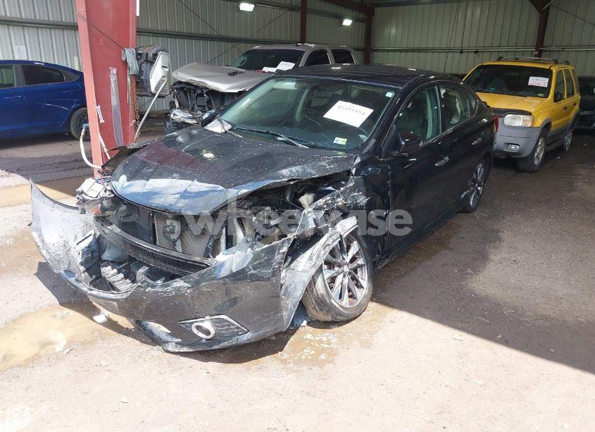 Photo 2 of 2018 Nissan Sentra SR (VIN 3N1AB7AP0JY287515)