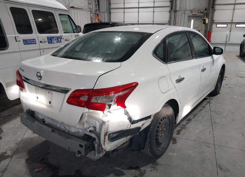 Photo 4 of 2018 Nissan Sentra S (VIN 3N1AB7AP0JY297848)