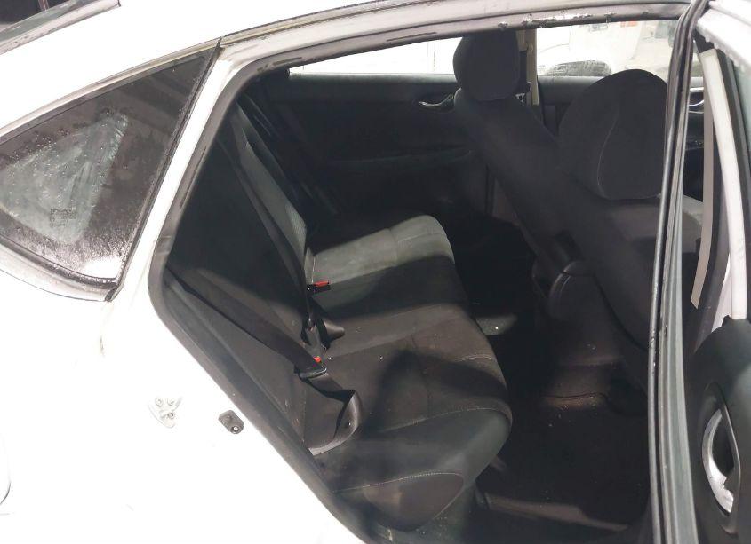 Photo 8 of 2018 Nissan Sentra S (VIN 3N1AB7AP0JY297848)