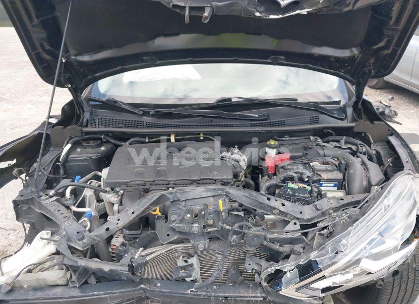 Photo 10 of 2018 Nissan Sentra S (VIN 3N1AB7AP0JY313529)