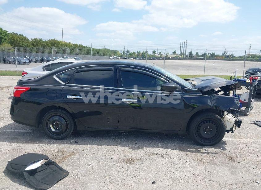 Photo 13 of 2018 Nissan Sentra S (VIN 3N1AB7AP0JY313529)