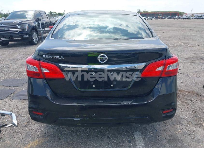 Photo 16 of 2018 Nissan Sentra S (VIN 3N1AB7AP0JY313529)