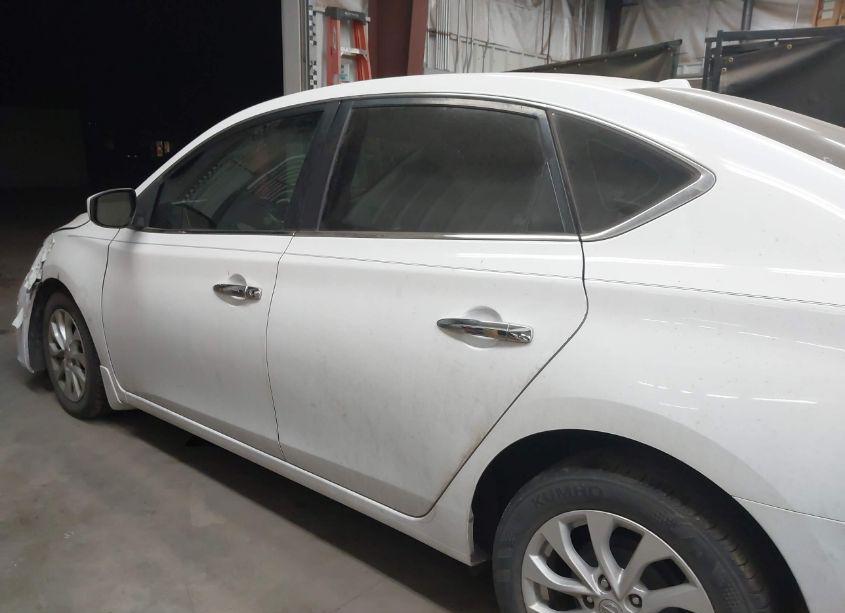Photo 14 of 2018 Nissan Sentra SV (VIN 3N1AB7AP0JY320139)