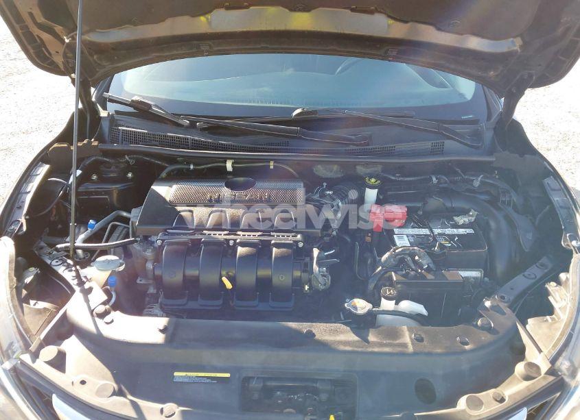 Photo 10 of 2018 Nissan Sentra (VIN 3N1AB7AP0JY324949)