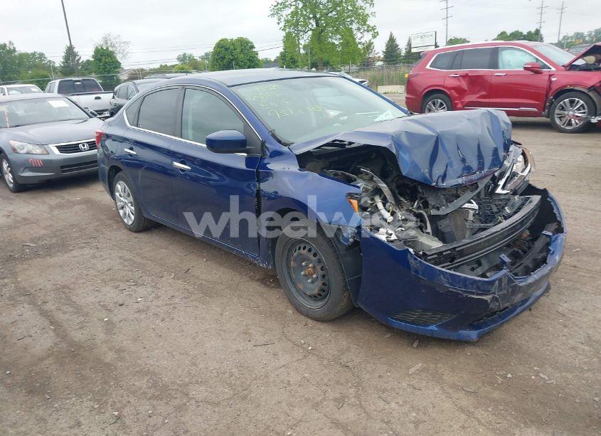 2018 Nissan Sentra S (VIN 3N1AB7AP0JY327379) main photo