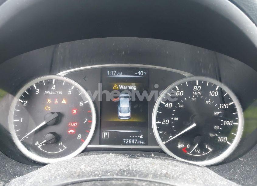 Photo 7 of 2018 Nissan Sentra S (VIN 3N1AB7AP0JY327379)