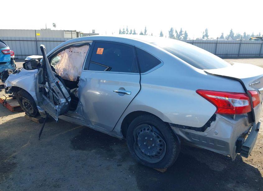 Photo 14 of 2018 Nissan Sentra S (VIN 3N1AB7AP0JY329343)
