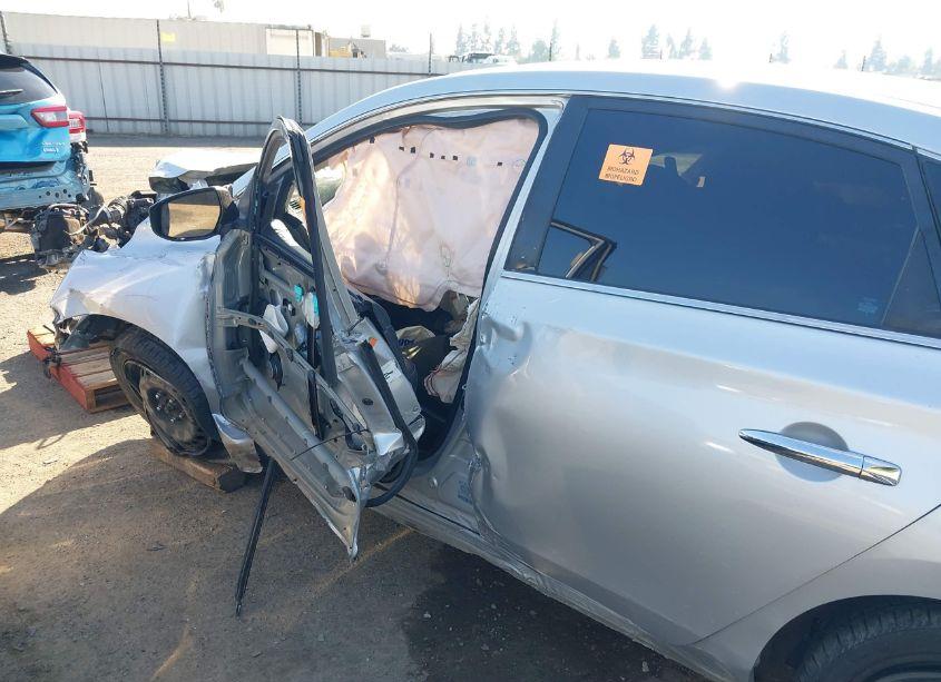 Photo 21 of 2018 Nissan Sentra S (VIN 3N1AB7AP0JY329343)