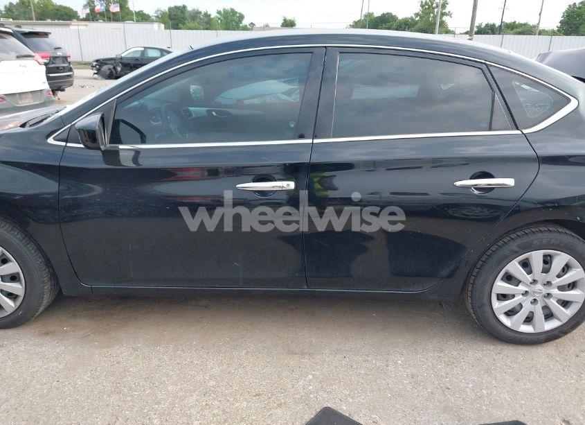 Photo 14 of 2018 Nissan Sentra S (VIN 3N1AB7AP0JY329617)