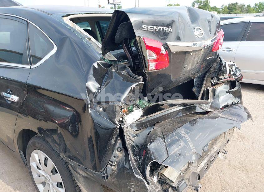 Photo 6 of 2018 Nissan Sentra S (VIN 3N1AB7AP0JY329617)