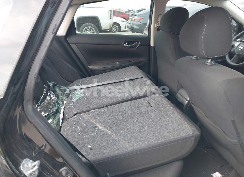 Photo 8 of 2018 Nissan Sentra S (VIN 3N1AB7AP0JY329617)