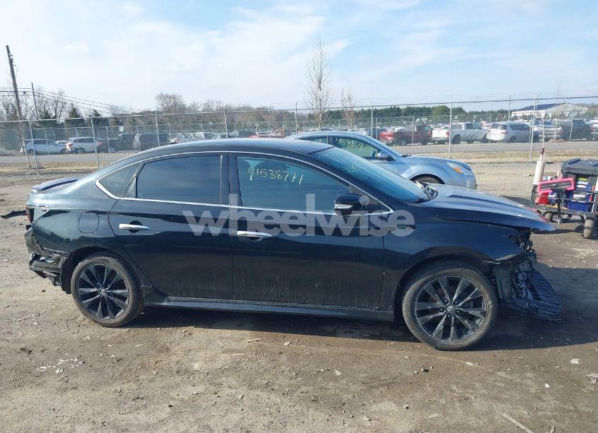 Photo 13 of 2018 Nissan Sentra SR (VIN 3N1AB7AP0JY344294)