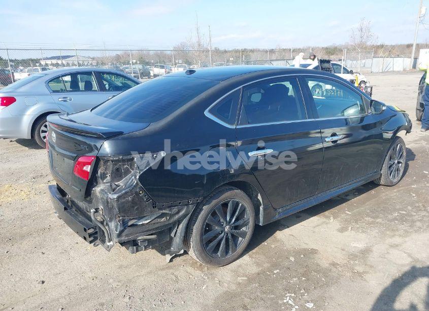 Photo 4 of 2018 Nissan Sentra SR (VIN 3N1AB7AP0JY344294)