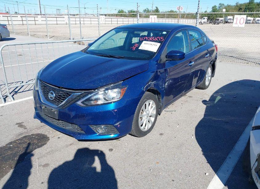Photo 2 of 2018 Nissan Sentra SV (VIN 3N1AB7AP0JY344666)