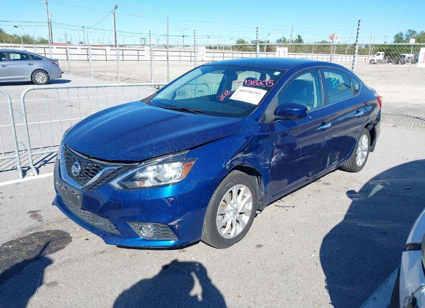Photo 6 of 2018 Nissan Sentra SV (VIN 3N1AB7AP0JY344666)