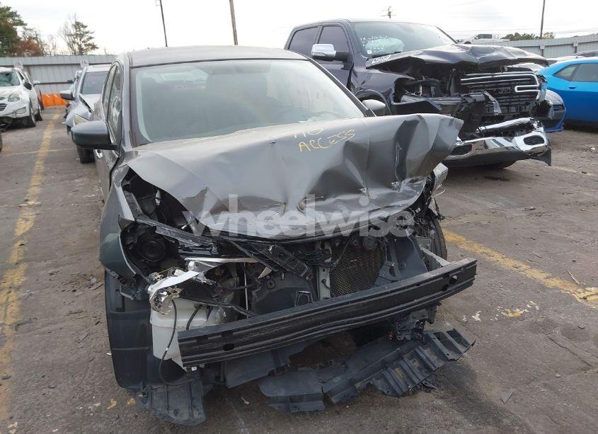 Photo 6 of 2018 Nissan Sentra S (VIN 3N1AB7AP0JY348670)