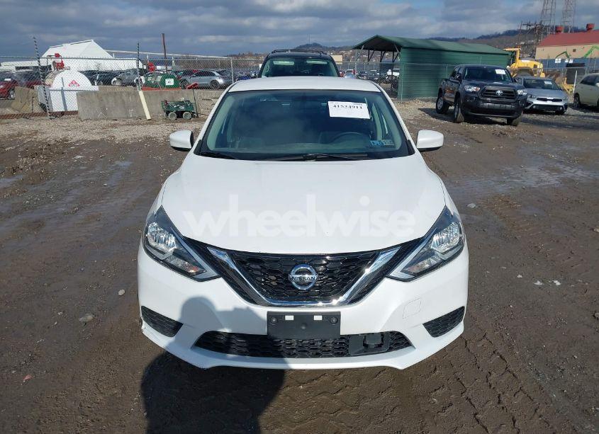 Photo 12 of 2019 Nissan Sentra SV (VIN 3N1AB7AP0KL608452)