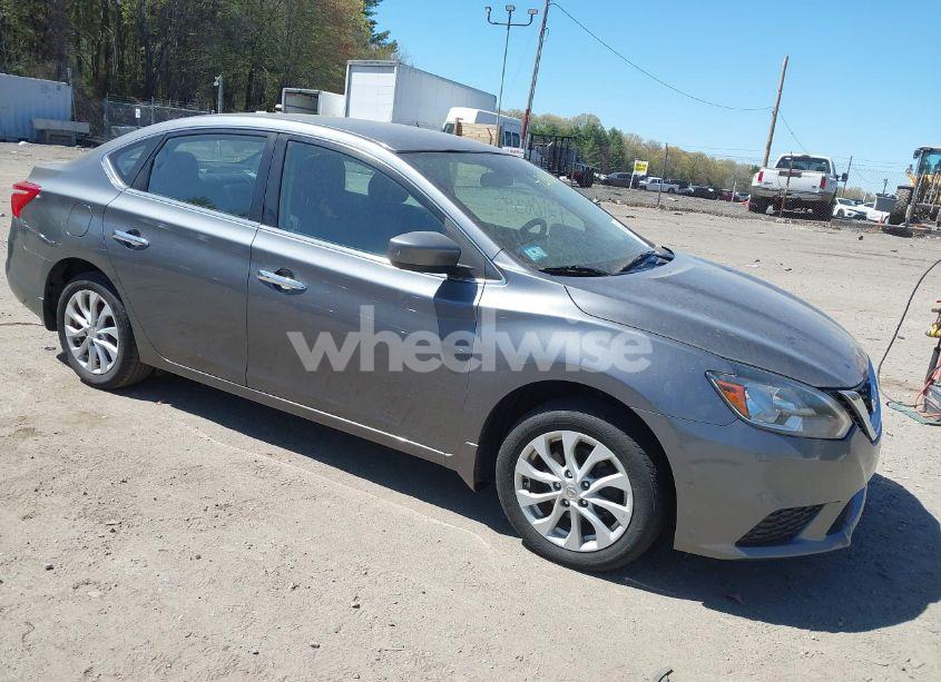 2019 Nissan Sentra SV (VIN 3N1AB7AP0KL609052) main photo