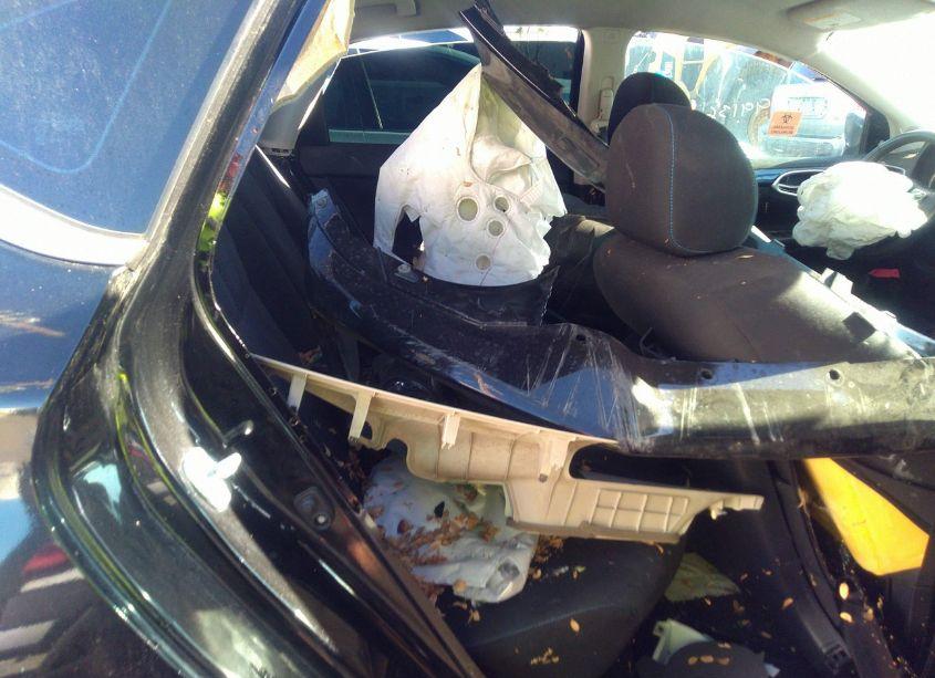 Photo 8 of 2019 Nissan Sentra SR (VIN 3N1AB7AP0KY220060)