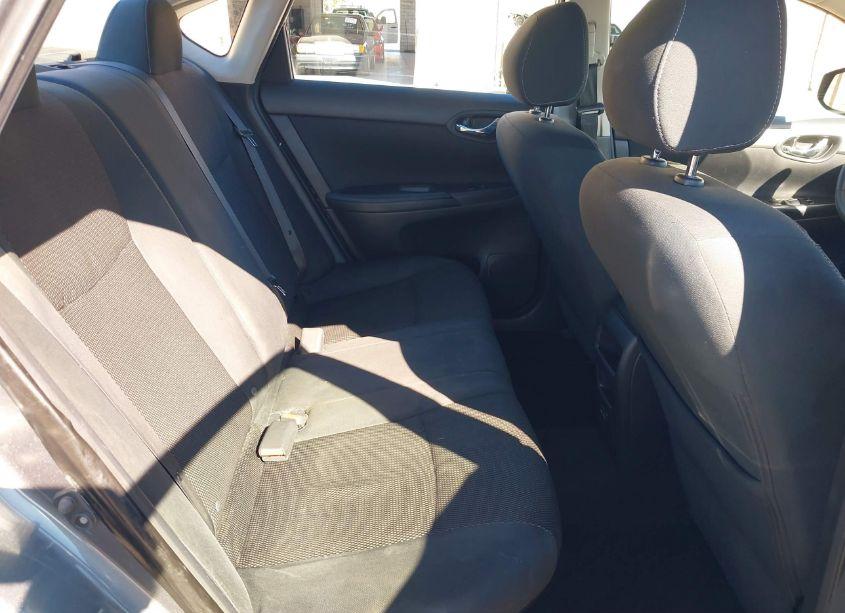 Photo 8 of 2019 Nissan Sentra S (VIN 3N1AB7AP0KY233178)