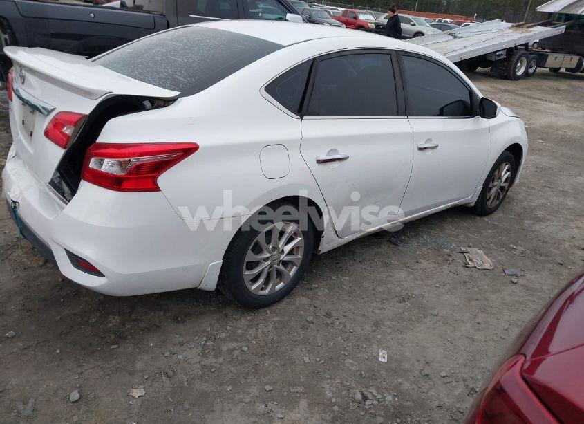 Photo 4 of 2019 Nissan Sentra S (VIN 3N1AB7AP0KY237487)