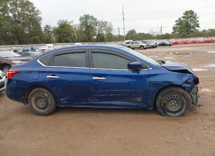 Photo 13 of 2019 Nissan Sentra S (VIN 3N1AB7AP0KY252376)