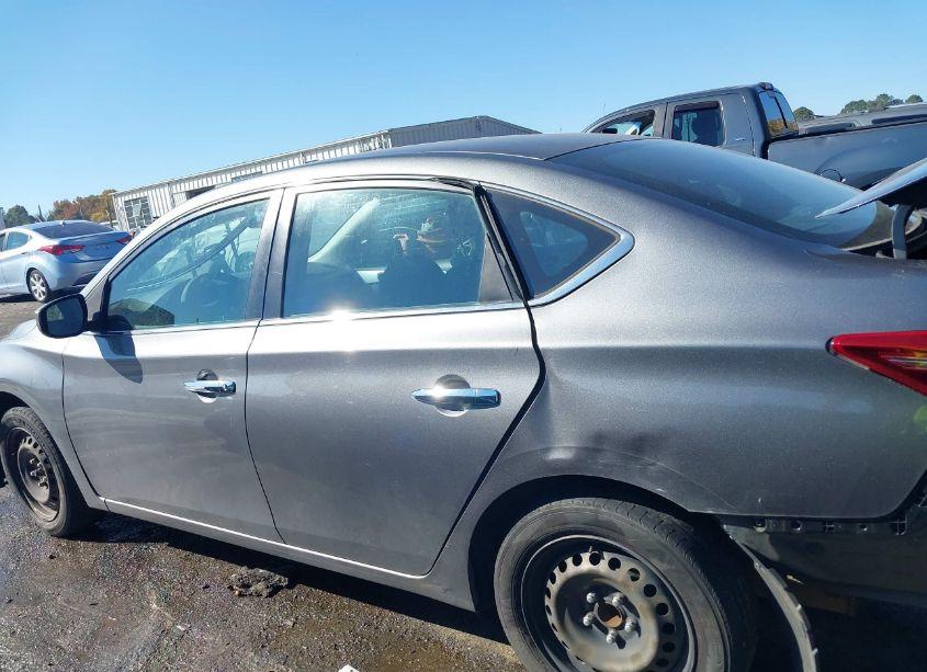 Photo 15 of 2019 Nissan Sentra S (VIN 3N1AB7AP0KY262910)